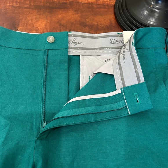 NWT Walter Hagen TEAL Flat Front Shorts 35” Waist - Picture 4 of 9
